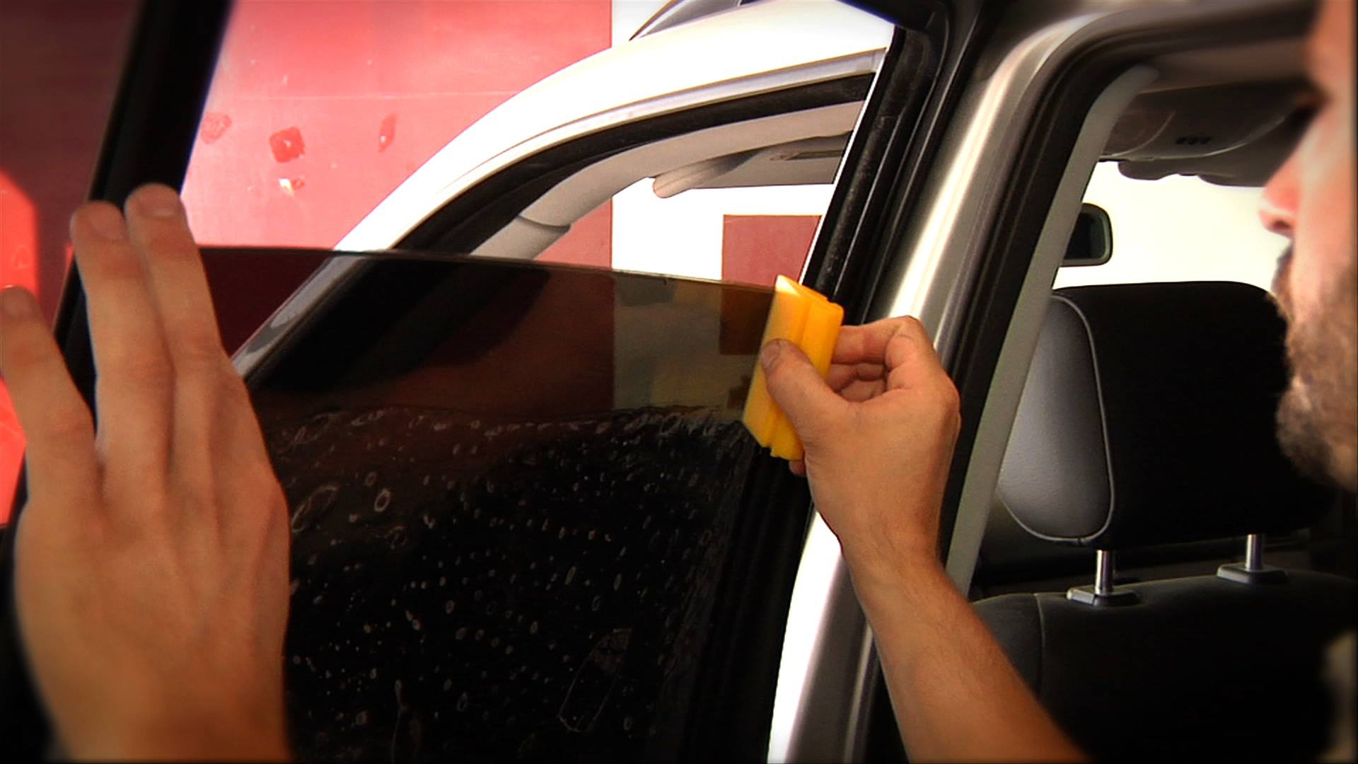 Automobilių stiklų tamsinimas ASWF plėvele