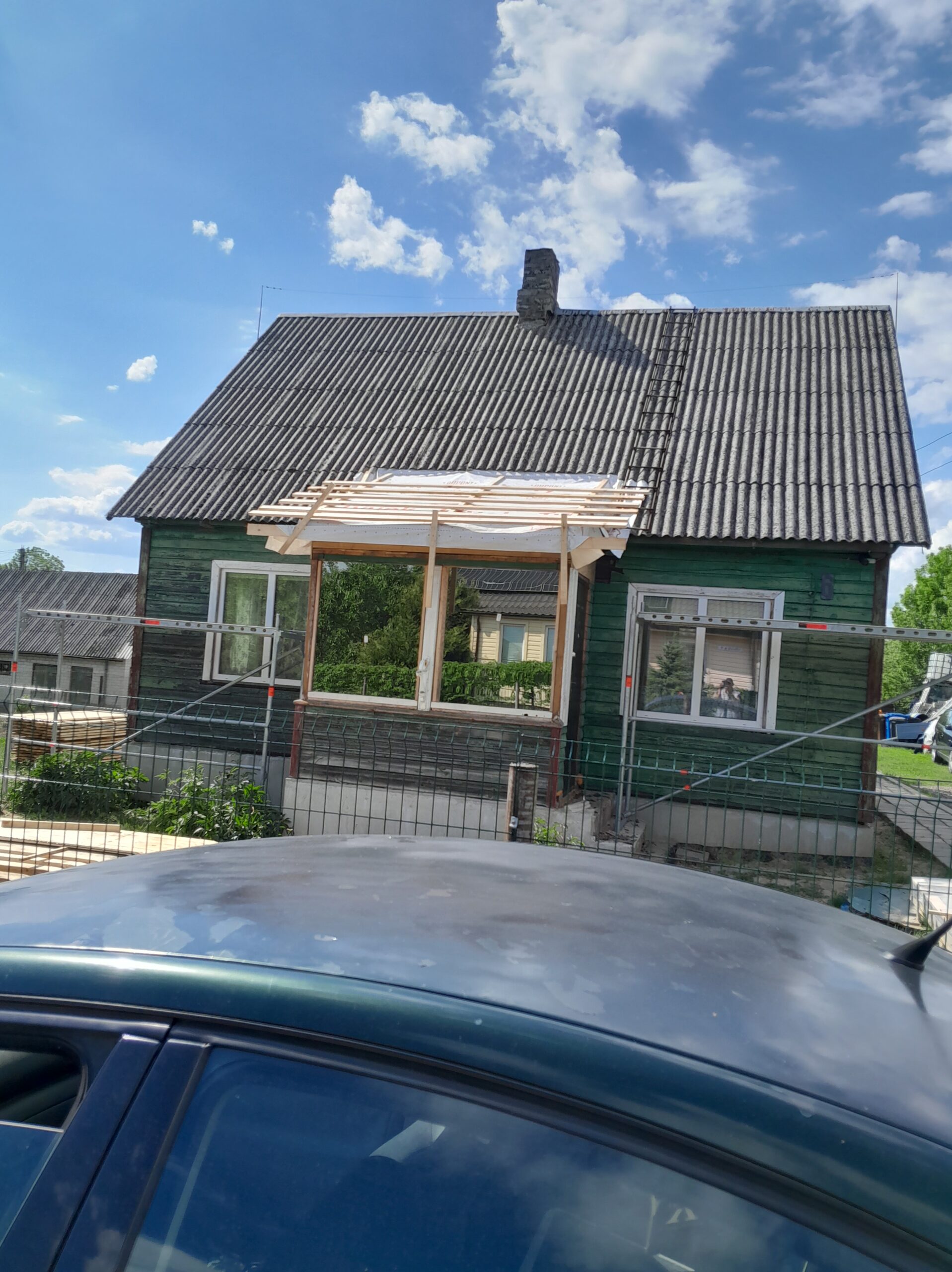 Stogu dengimas, apdaila.