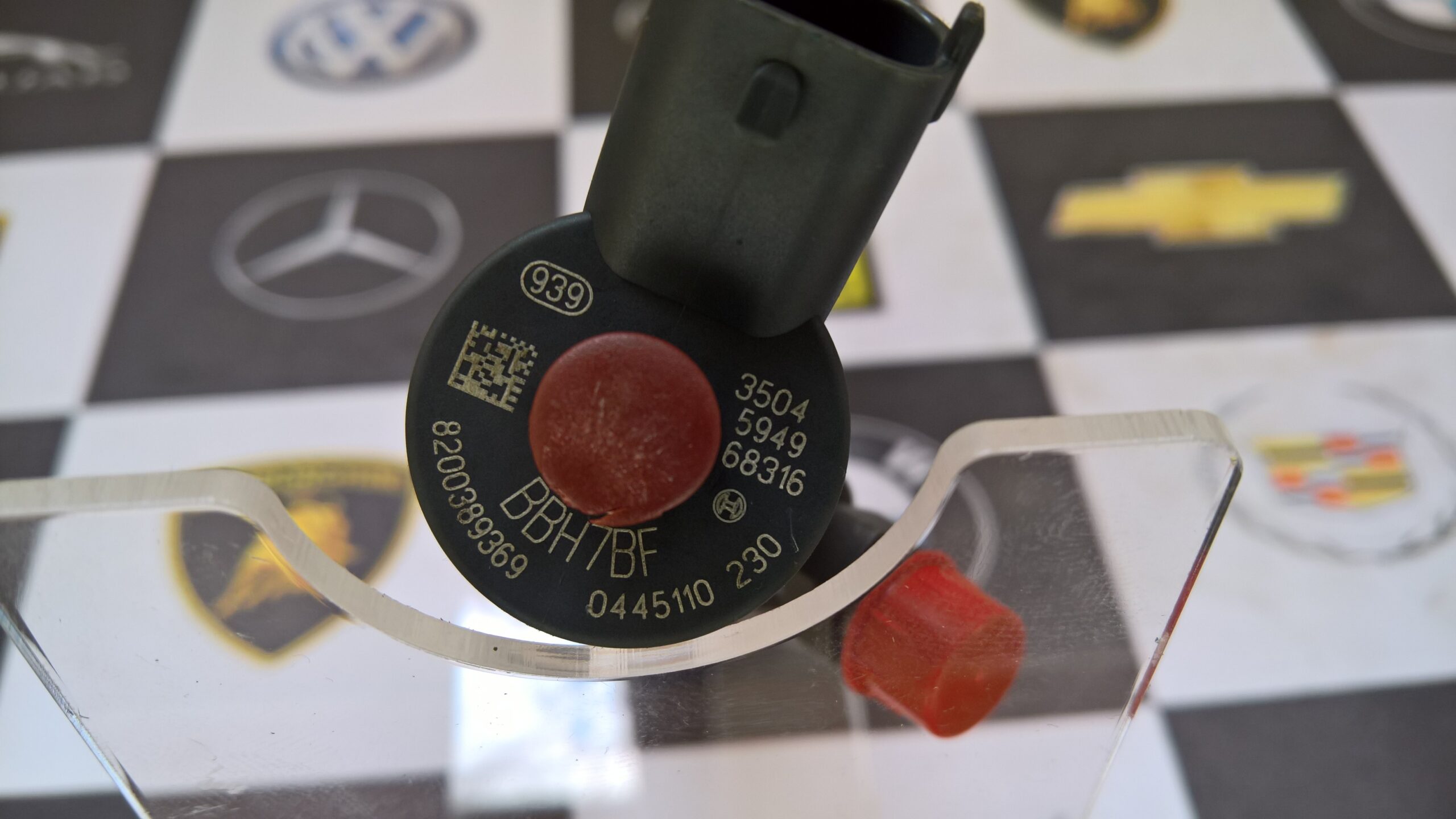 Kuro purkštukai Renault-Grand Scenic,Laguna,Megane,Scenic,Suzuki-Grand Vitara. 0445110230